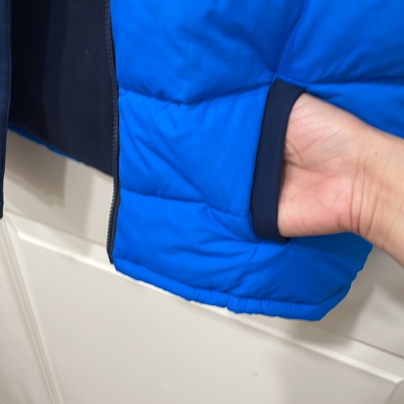 Gymboree blue and Navy puffer Vest zip up - Picture 6 of 6